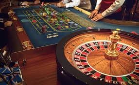 Live American Roulette spin in progress on v88toto login
